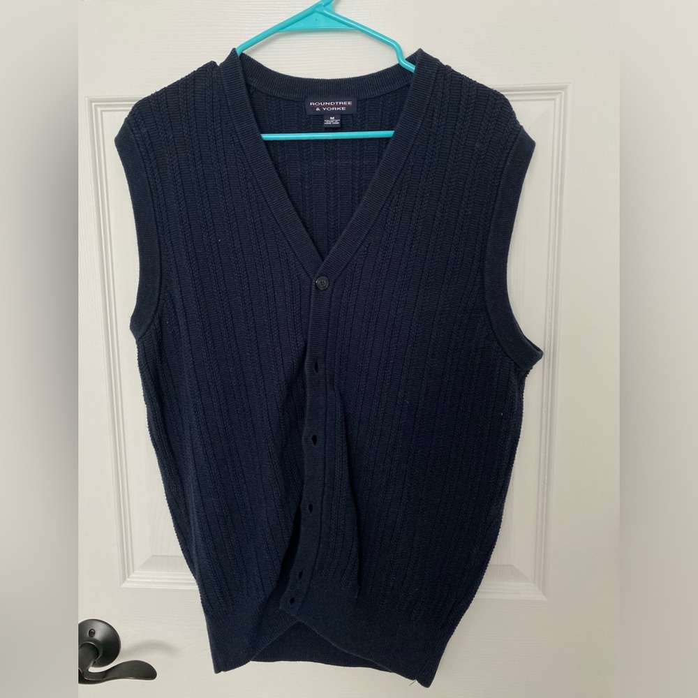 Roundtree & Yorke Mens Cable Knit Vest